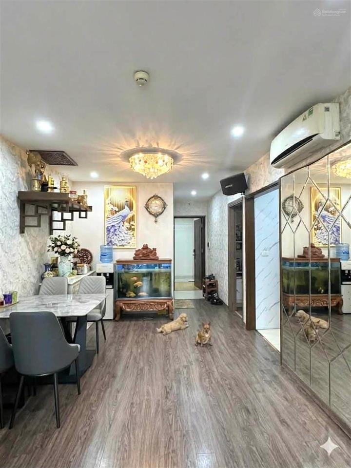 Căn hộ view phố minh khai 2 ngủ 2 wc phòng khách rộng giao thông thuận tiện, sổ đỏ chính chủ