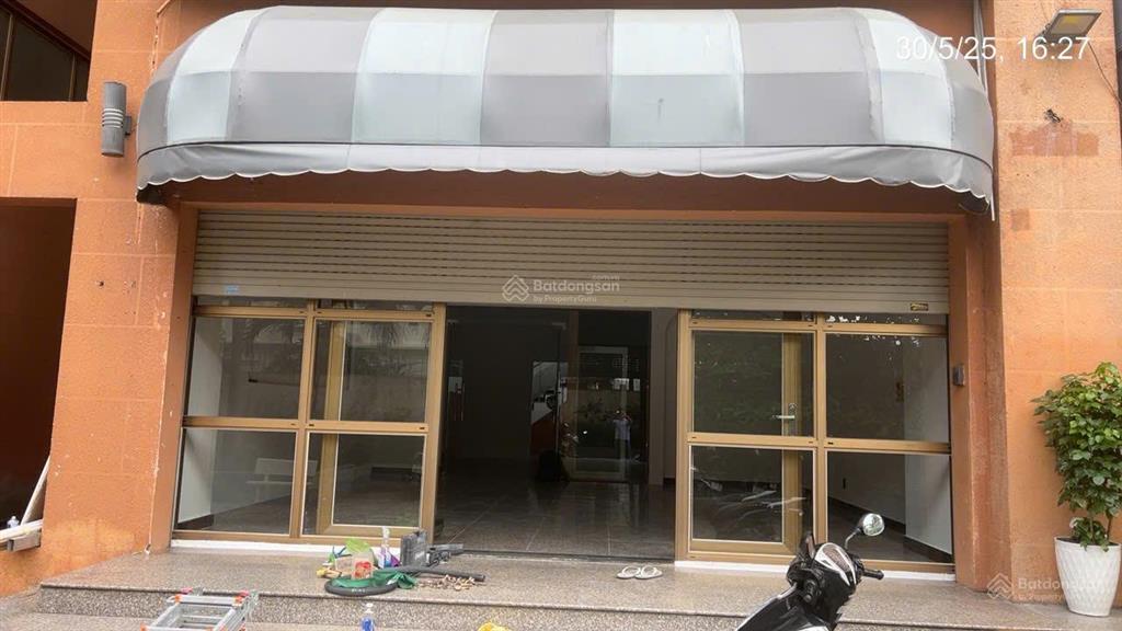 Chính chủ bán shophouse 130m2 hoàng kim thế gia, sổ hồng sẵn, 8 tỷ all  in.  0903 928 ***