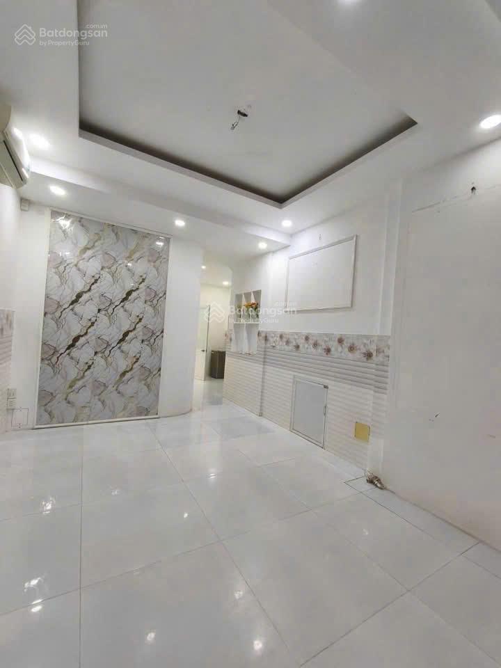 Cho thuê mặt bằng kinh doanh 2 mặt tiền la astoria, bình trưng tây q2 || 105m2 || trống suốt