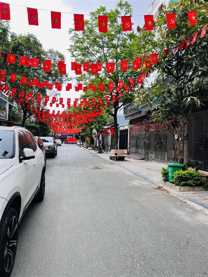 Chính chủ cần nhượng lại lk7 văn phú dt 90m