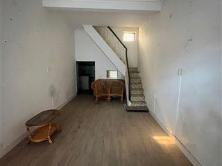 Bán đất tặng nhà 3 tầng nguyễn trãi, thanh xuân, đối diện royal city 42m2 5,2tỷ sđcc