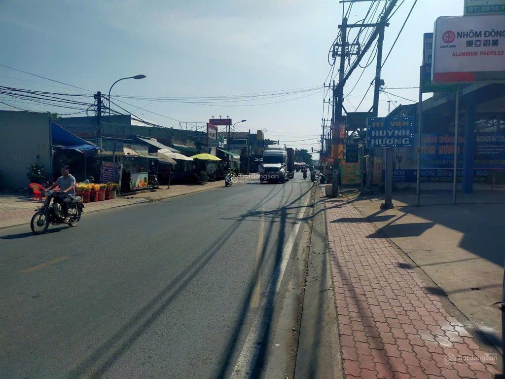 Tài sản dòng tiền ngay chợ hưng long, cần bán gấp
