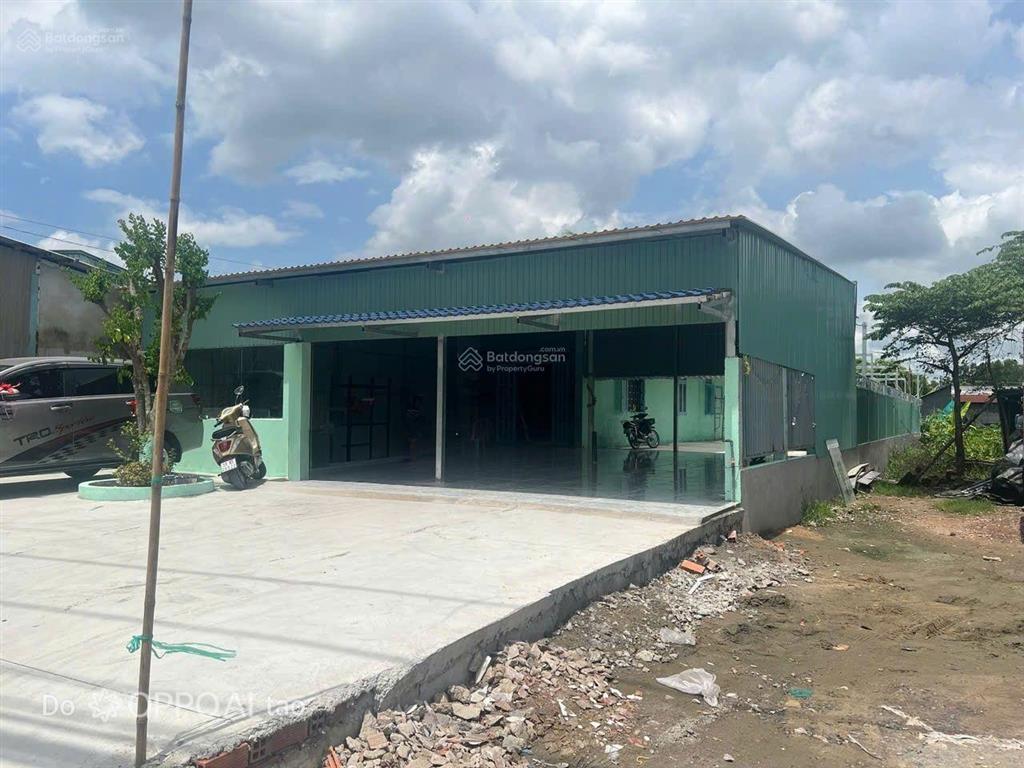 Nhà mặt tiền đường đoàn nguyễn tuấn & giá tốt