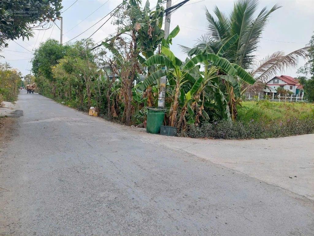 Cần bán nền thổ cư gần chợ hưng long