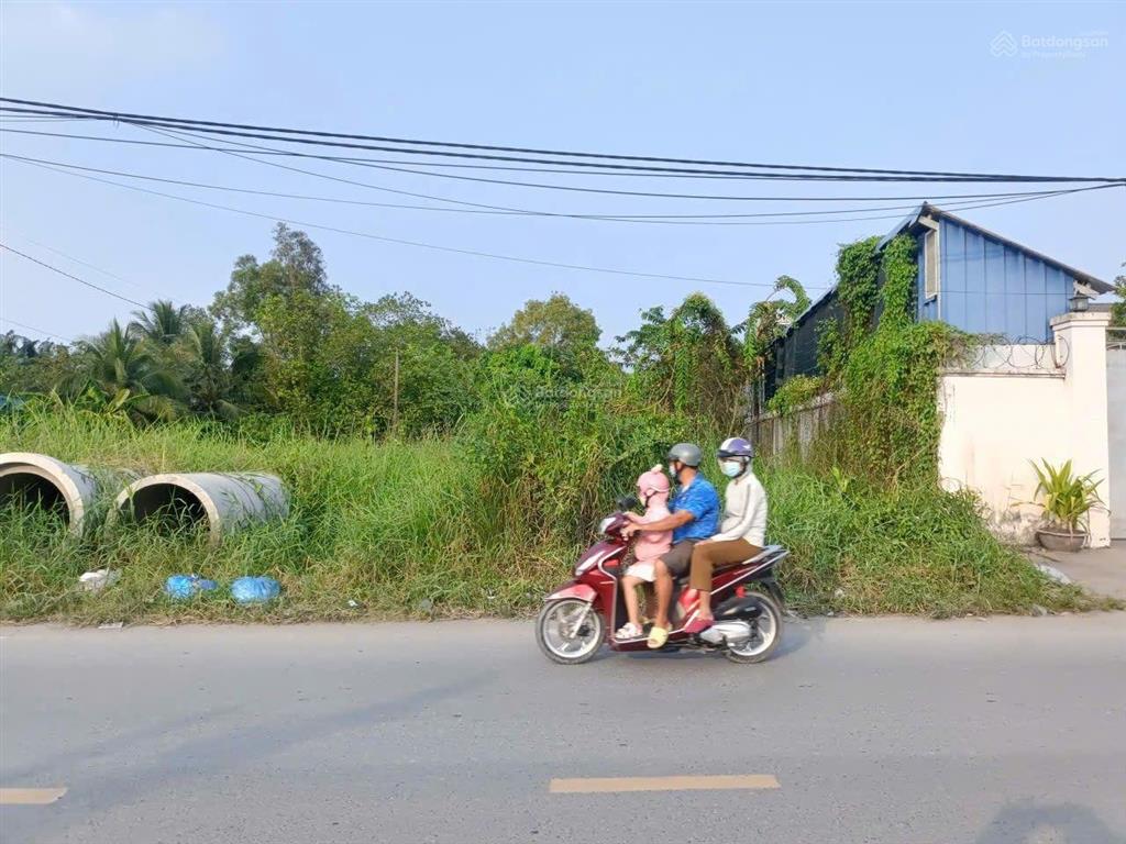 Chỉ 4,5 tỷ sở hữu ngay 216m2 mặt tiền đoàn nguyễn tuấn, ngang 7x32m