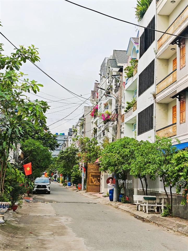 Lô đất vàng trung tâm linh trung dt 112.8m² (5x22.5), chỉ 61tr/m2, gần ngã tư thủ đức & vincom