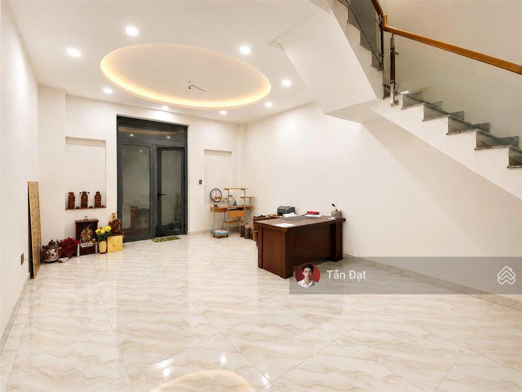 Hot! bán nhà mặt tiền kdc êm đềm linh xuân  90m2 (5x18m)  4 tầng 5pn mới tinh  giá 8.99 tỷ