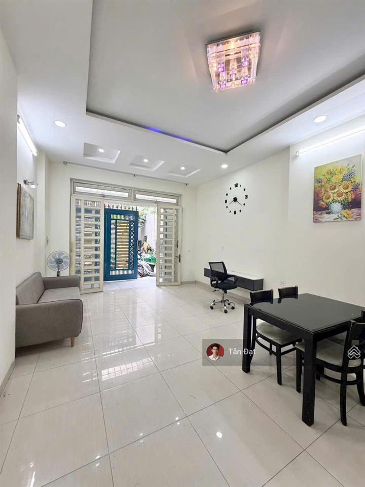 Nhà 3 tầng hoàn công đủ sát vách vạn phúc city  hẻm xe hơi tránh nhau  chỉ 6,7 tỷ