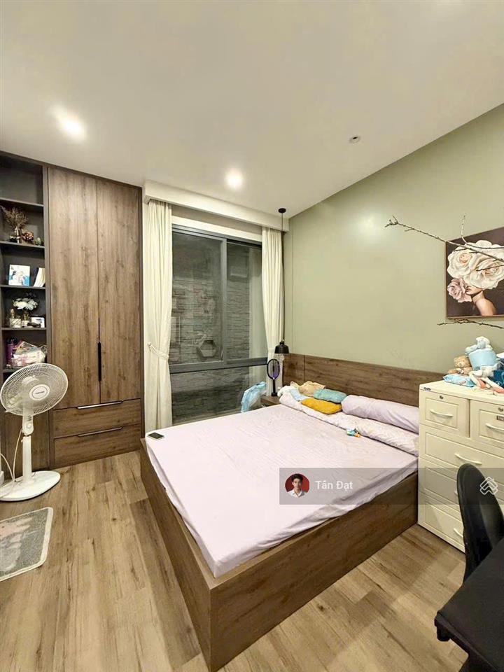 Chỉ 7,99 tỷ sở hữu nhà 3 tầng đẹp ngay đường số 22, phường linh đông 4pn, ngang 5,4m