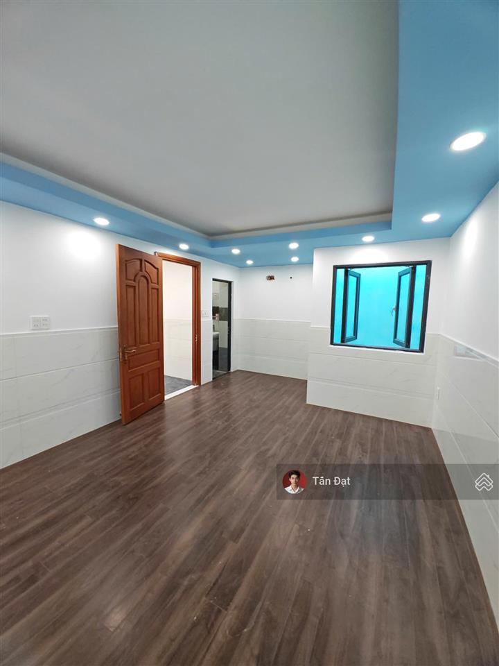 Chỉ nhỉnh 9 tỷ nhà 4 tầng mặt tiền kdc him lam linh chiểu kinh doanh sầm uất sát hoàng diệu 2