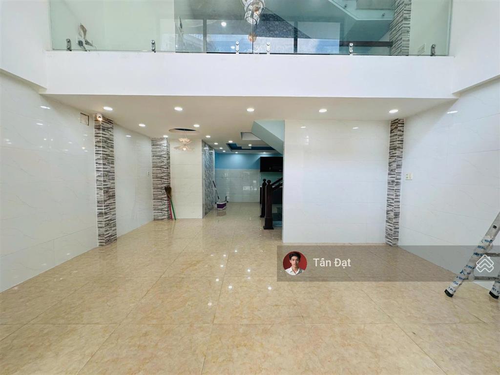 Chỉ nhỉnh 9 tỷ nhà 4 tầng mặt tiền kdc him lam linh chiểu kinh doanh sầm uất sát hoàng diệu 2