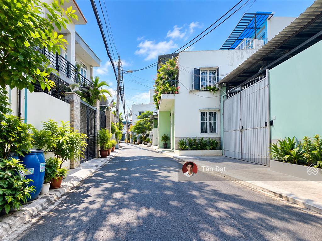 Chỉ nhỉnh 5,7 tỷ đất 90,5m2 ngang 5m ngay phạm văn đồng khu vực xây dựng 45 tầng