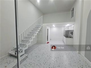 Chỉ hơn 3 đồng nhà mới 1 trệt 1 lửng có sẵn dòng tiền 6 triệu/tháng  gần làng đhqg, phạm văn đồng