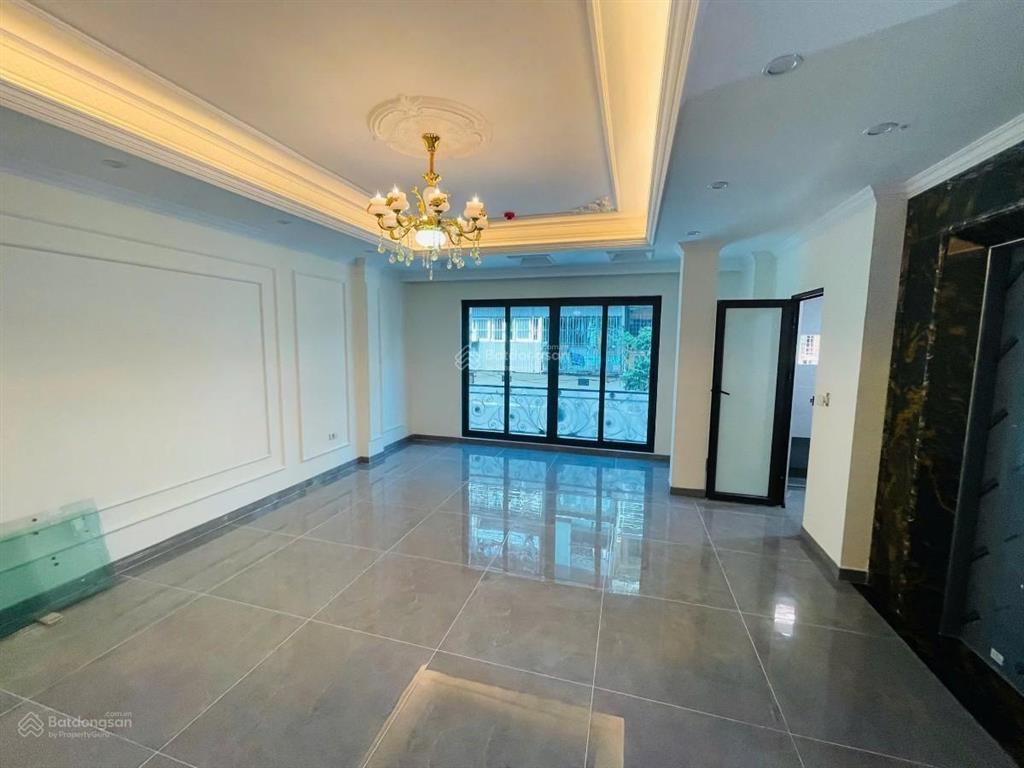 Bán toà nhà văn phòng vip ba đình 8 tầng  ô tô tránh dừng đỗ ngày đêm  sổ vuông đét