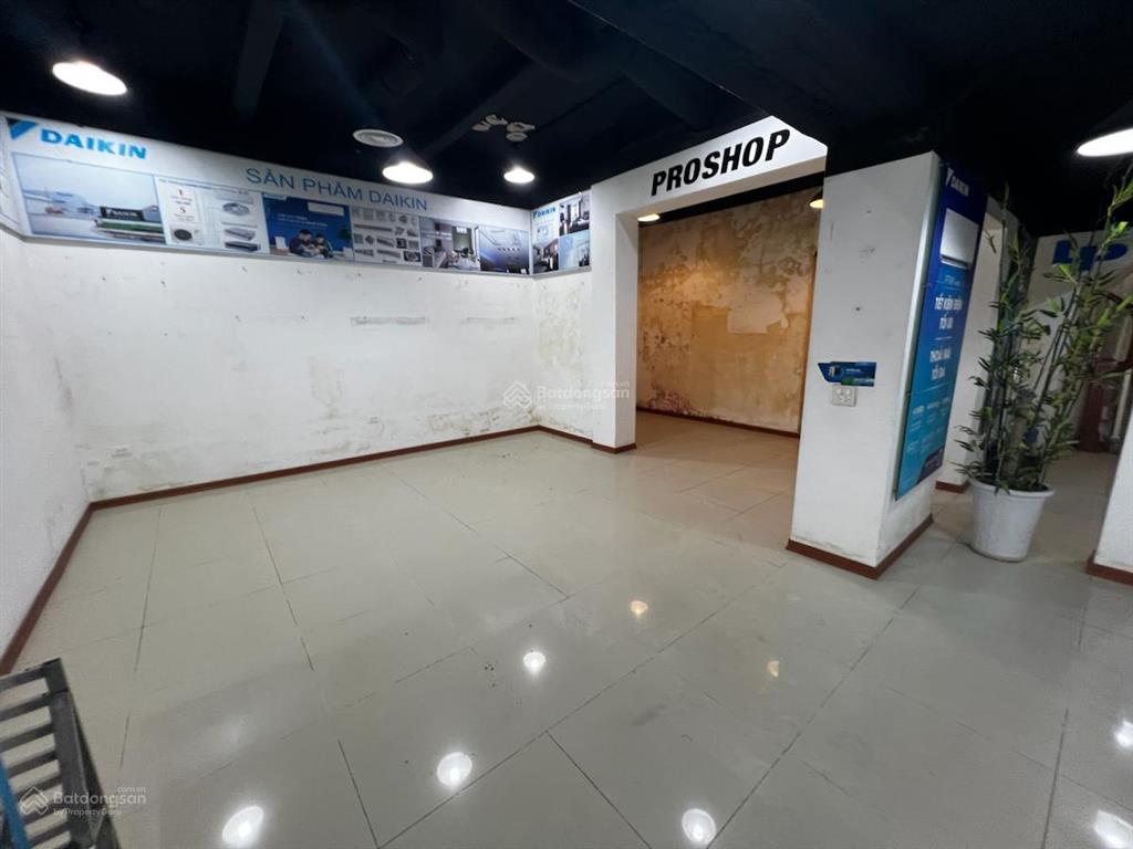 Bán tòa nhà mặt phố khu vực tôn đức thắng, quận đống đa, 6 tầng thang máy, diện tích xây dựng 108m