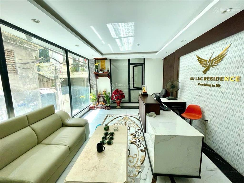 Tòa chdv 40 phòng view hồ tây 265m 9 tầng 2 thang máy doanh thu ~5 tỷ/năm