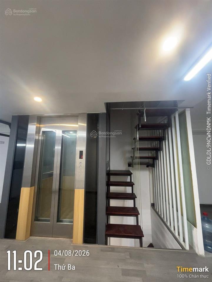 Cần tiền bán nhanh, nhà mặt phố võ văn dũng, đống đa 9 tầng thang máy vỉa hè gần hồ