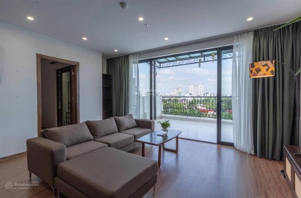 Bán tòa căn hộ mặt hồ tây 130m 8 tầng lô góc 3 mặt thoáng dòng tiền 250 triệu/tháng