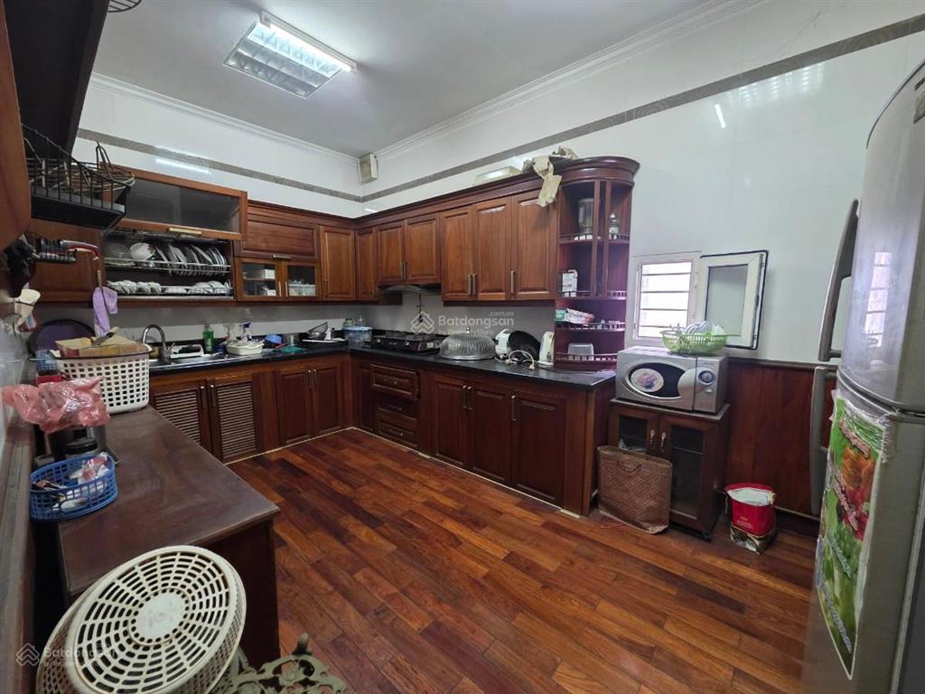Cần tiền bán nhanh nhà huỳnh thúc kháng 80m2 mt 16m lô góc 7 tầng thang máy ô tô tránh