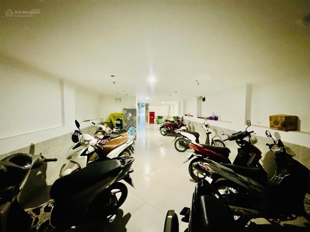 Bán tòa căn hộ phan kế bính, ba đình 102m2 25 phòng dòng tiền ~180 triệu/tháng