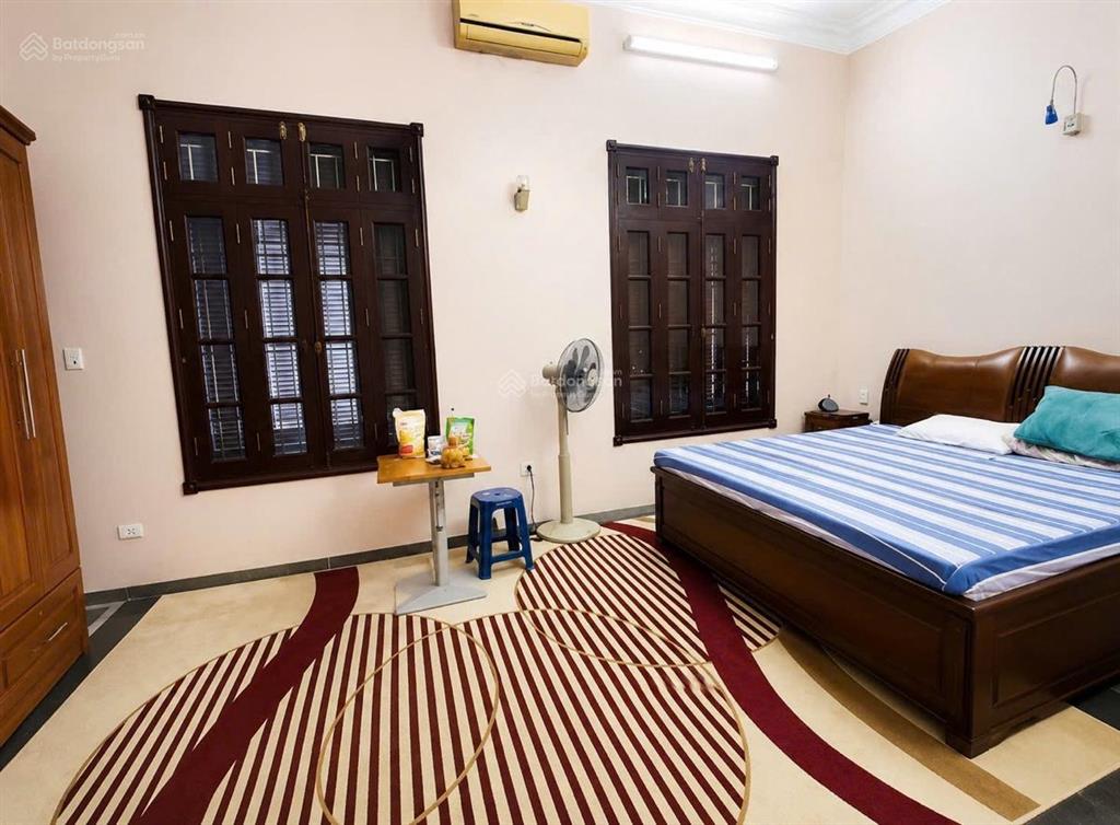 Nhà phân lô trần quốc hoàn, cầu giấy  90m2  7 tầng  mt 8,4m  2 thoáng  ô tô tránh
