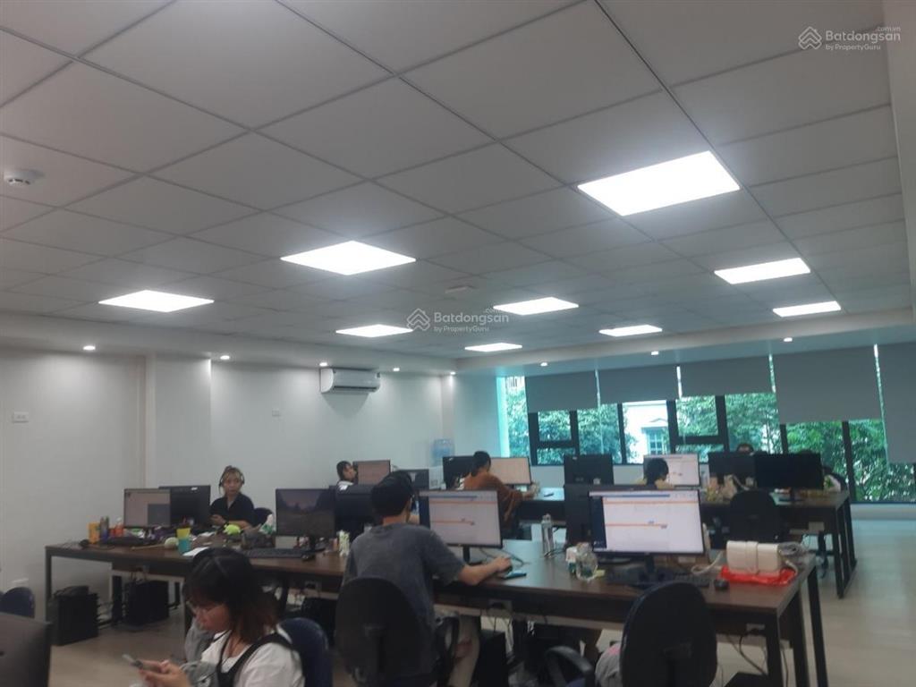 Chủ nhà, bán tòa building 100m2  10 tầng thang máy  đường 3 ô tô tránh  dòng tiền 170 triệu