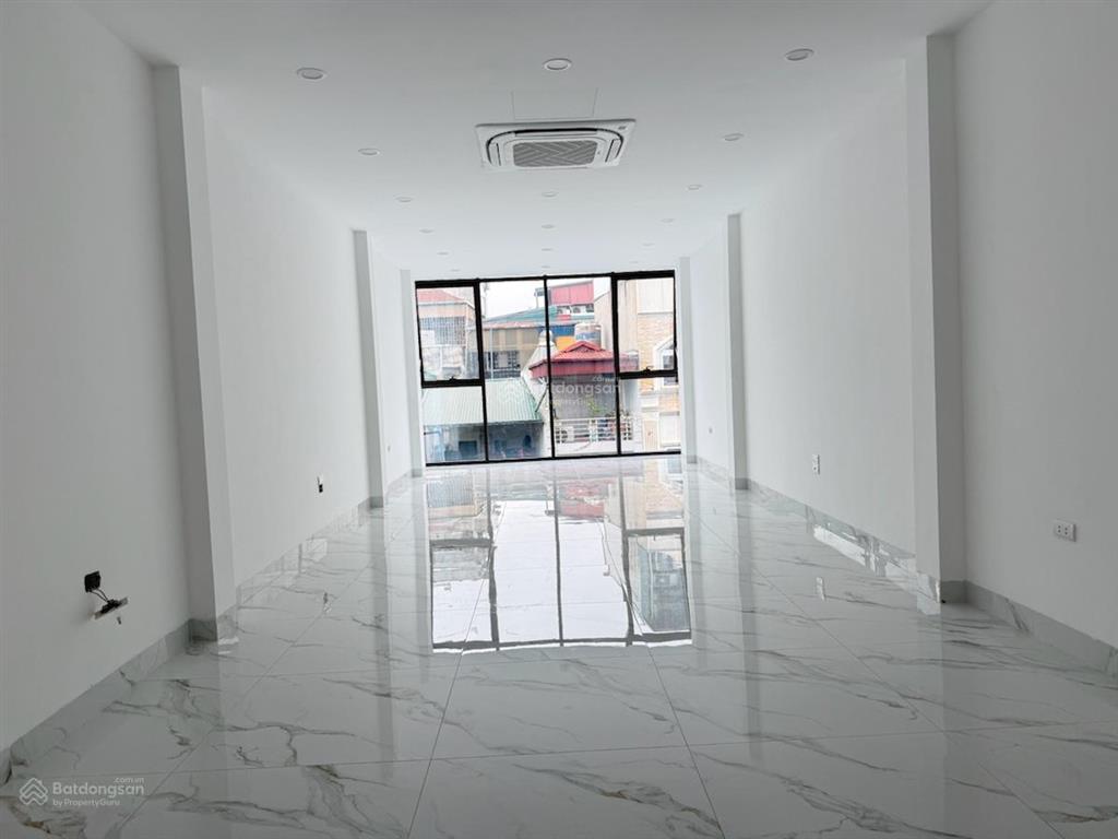 Gấp, bán nhanh trong tháng 9  toà building 7 tầng thang máy mới xây mặt phố thuỵ khuê