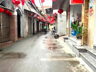 Hiếm, chính chủ bán gấp, 9,9 tỷ nhà dòng tiền 50 triệu/tháng. 9 phòng khép kín, 6 tầng, thang máy