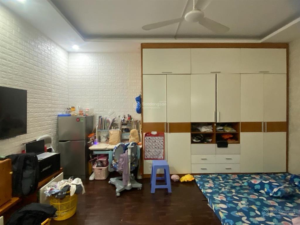 5,5tỷ  chính chủ, bán nhà hoàng hoa thám, ba đình  30m2mặt tiền 5,1m  4tầng  ngõ ba gác thông