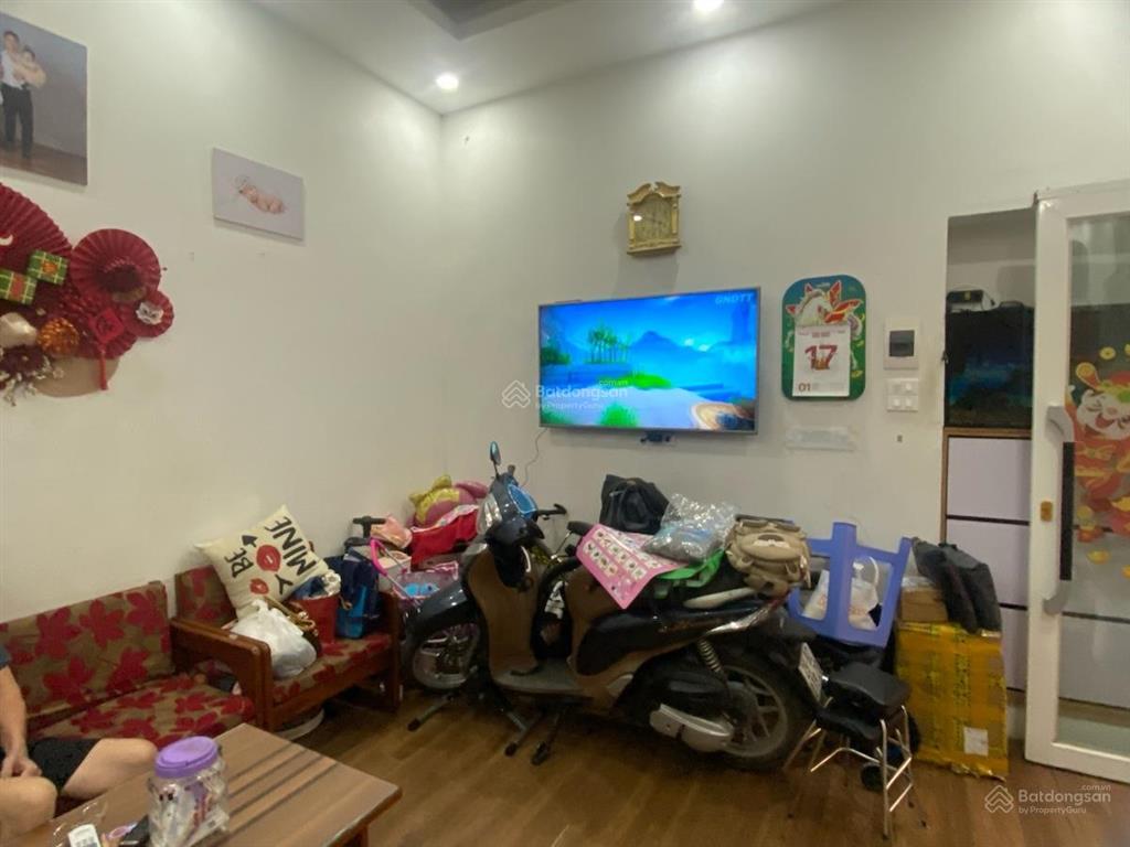 5,5tỷ  chính chủ, bán nhà hoàng hoa thám, ba đình  30m2mặt tiền 5,1m  4tầng  ngõ ba gác thông
