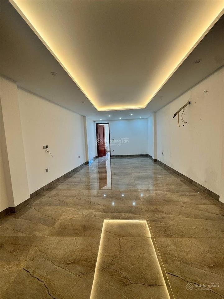80m2  8 tầng thang máy  mặt phố lạc long quân  vỉa hè kinh doanh  55,5 tỷ
