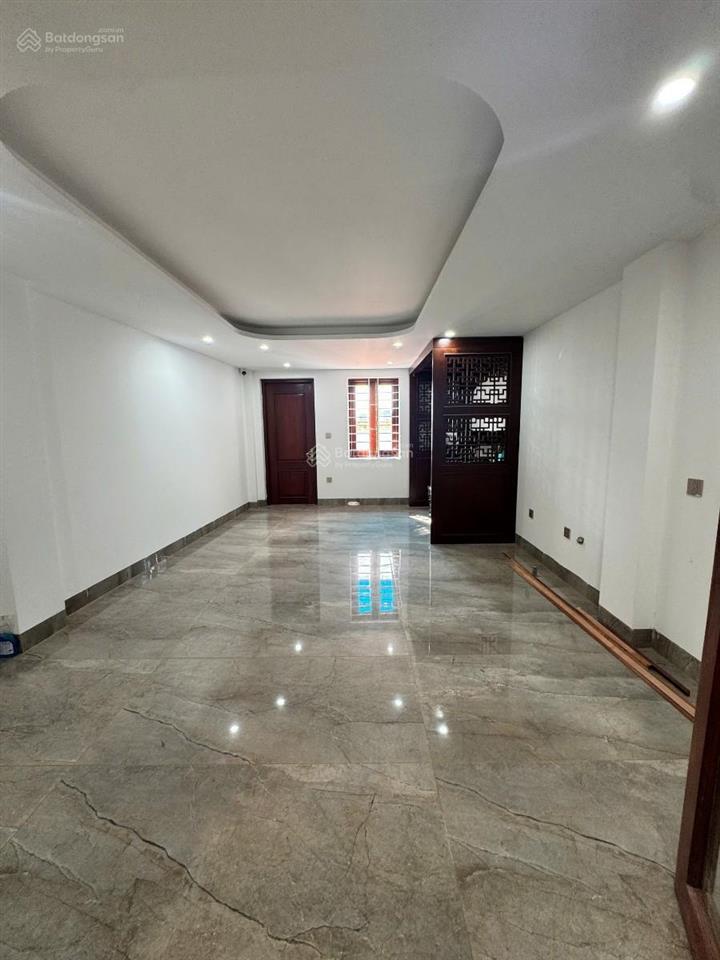 80m2  8 tầng thang máy  mặt phố lạc long quân  vỉa hè kinh doanh  55,5 tỷ
