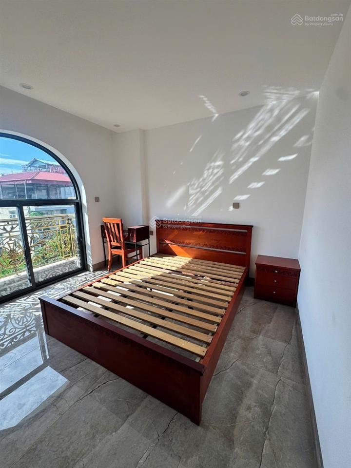 80m2  8 tầng thang máy  mặt phố lạc long quân  vỉa hè kinh doanh  55,5 tỷ
