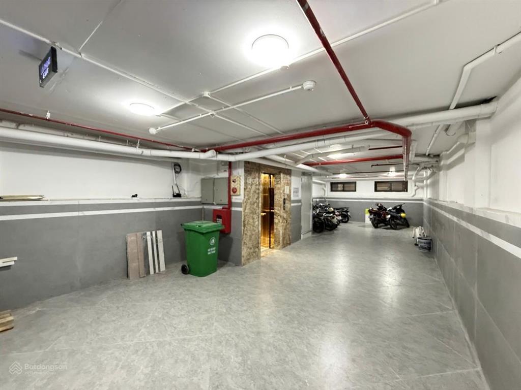 Chính chủ cần tiền bán ngay tòa chdv 110m2  10 tầng thang máy  32 căn hộ + shophouse  dòng tiền