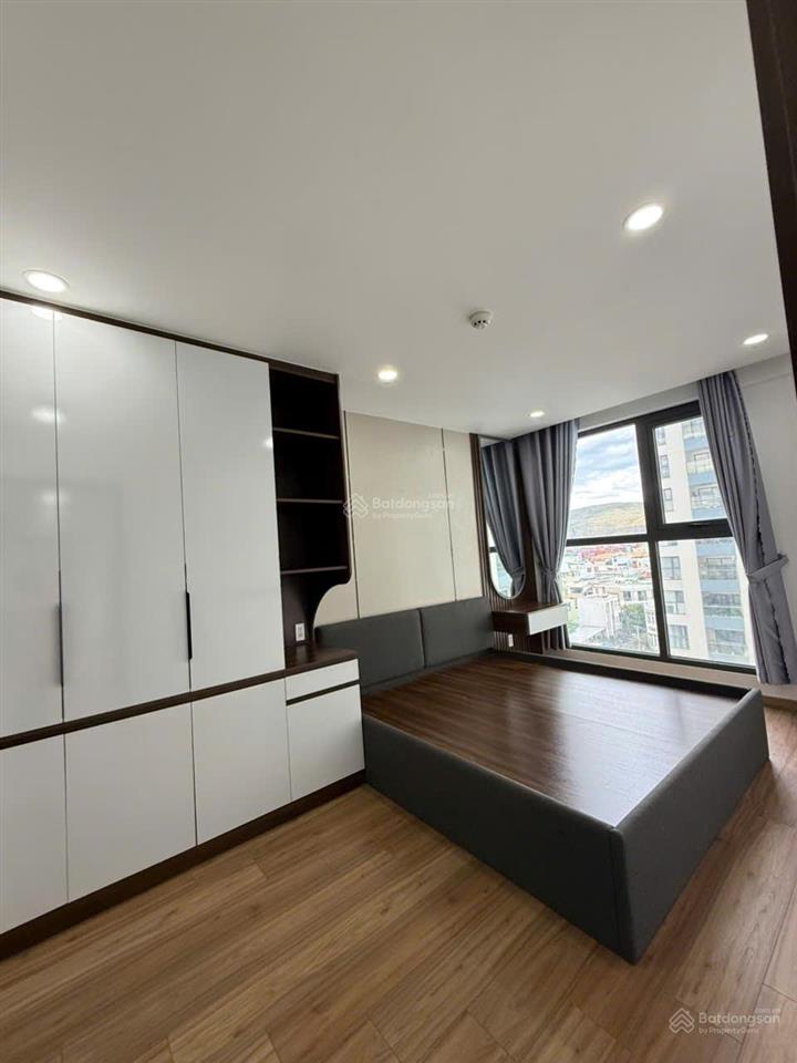 Cho thuê giá tốt căn hộ phú tài residence 2pn 65m2  free sử dụng hồ bơi