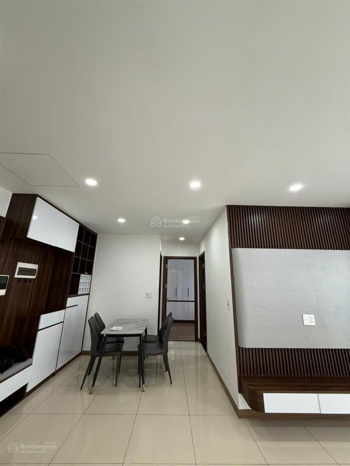 Cho thuê giá tốt căn hộ phú tài residence 2pn 65m2  free sử dụng hồ bơi