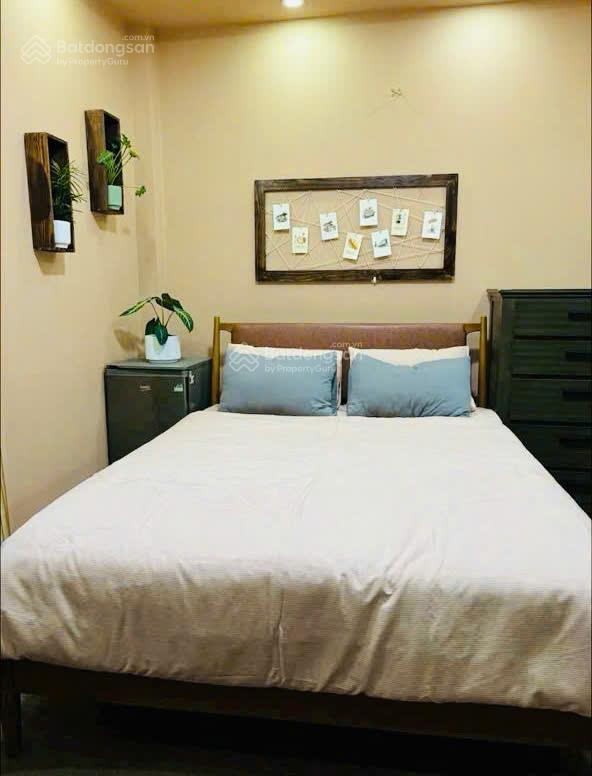 Nhà lô góc đ.hồ thị kỷ, q 10  6,4 tỷ