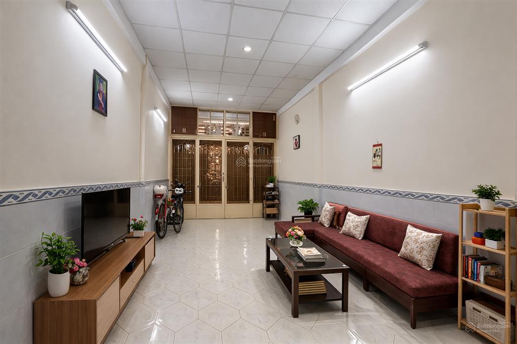 Bán nhà đ. lê thị riêng q1  9,7 tỷ