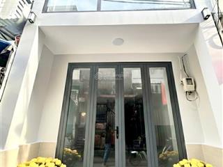 Nhà đẹp 3 tầng quận 1  6,2 tỷ