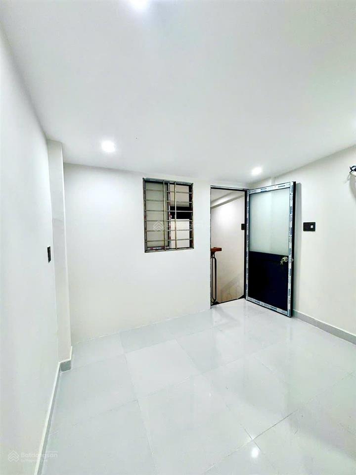 Nhà đẹp 3 tầng quận 1  6,2 tỷ