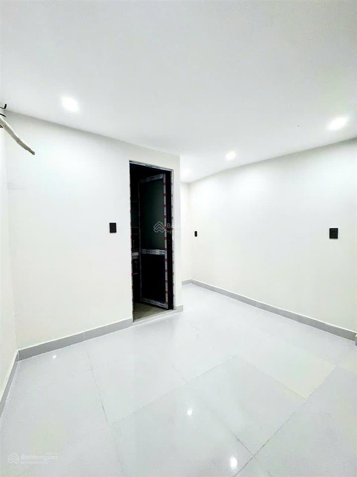 Nhà đẹp 3 tầng quận 1  6,2 tỷ