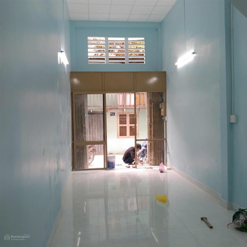 Cho thuê nhà mặt tiền đường nguyễn sơn hà, quận 3  20 triệu