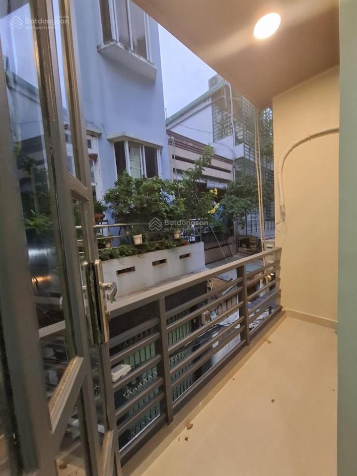 Bán nhà đ. trần hưng đạo, q.1  5,15 tỷ