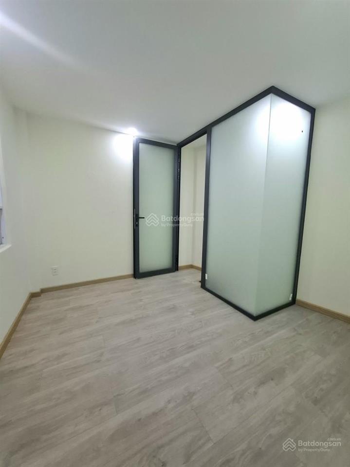 Bán nhà đ. trần hưng đạo, q.1  5,15 tỷ