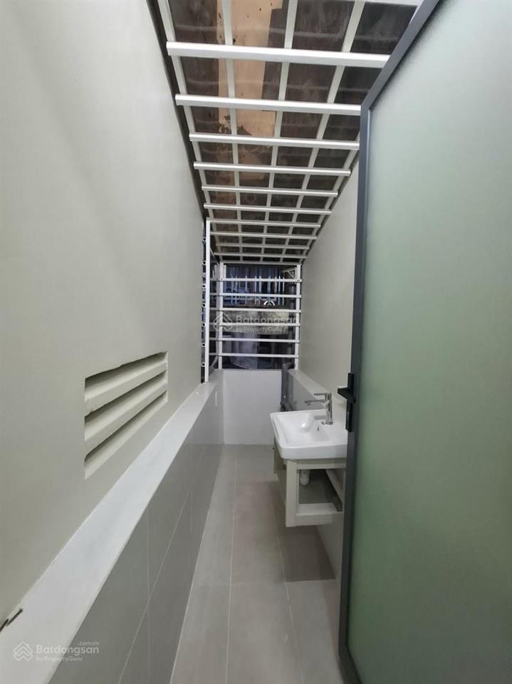 Bán nhà đ. trần hưng đạo, q.1  5,15 tỷ