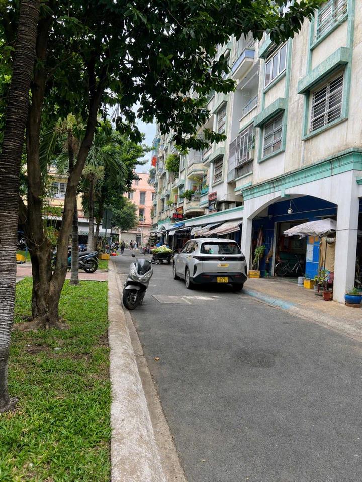 Căn hộ chung cư lê thị riêng, q10  3,5 tỷ