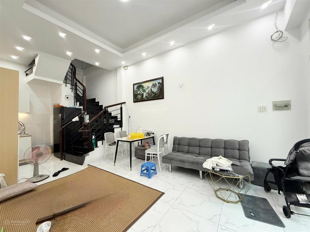Bán nhà lý thái tổ, quận 10  6,2 tỷ