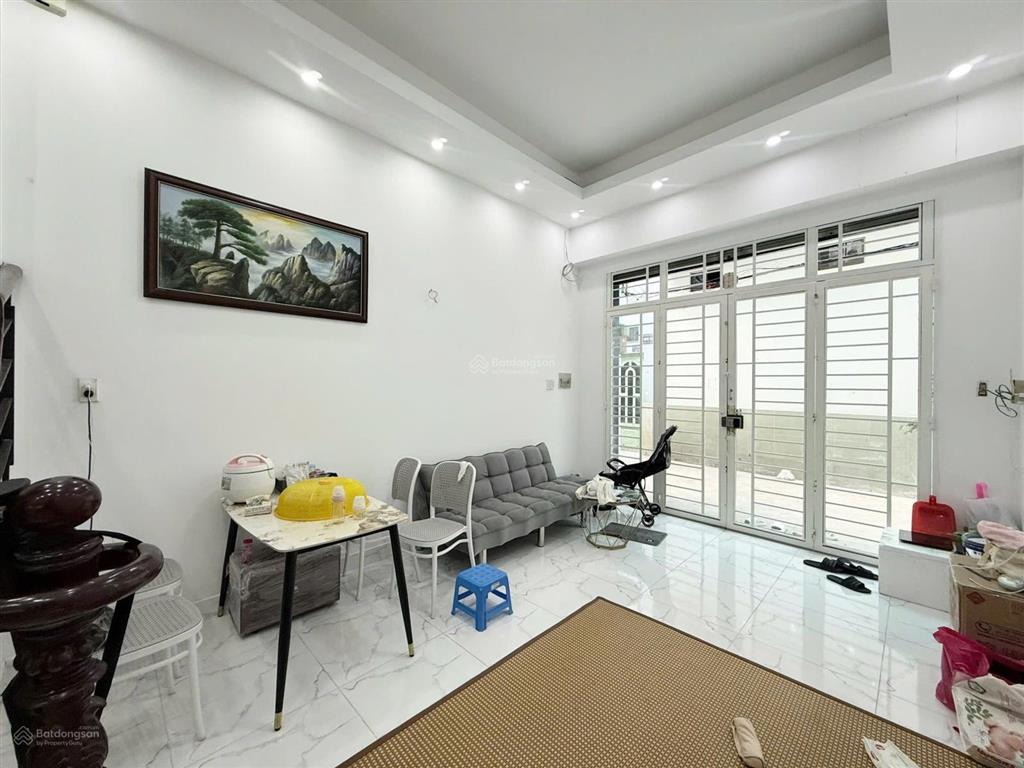 Bán nhà lý thái tổ, quận 10  6,2 tỷ