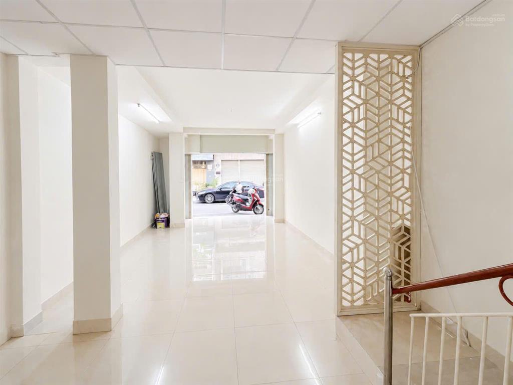 Cho thuê nhà nguyên căn kinh doanh đ. bàn cờ, q3  25 tr/tháng