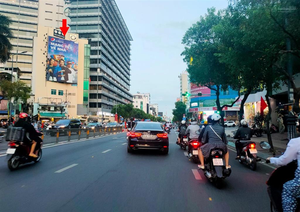 Nhà trung tâm phú nhuận ngay nguyễn văn trỗi kết nối q1 & sân bay, 6.10 x 9 , 3 tầng đẹp